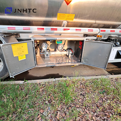 SINOTRUK HOWO Fuel Tank Truck Oil Tank Truck Tanker Truck With 25cbm Full Trailer