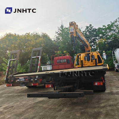 Howo Wrecker Truck  4x2 6 Wheels 340hp Wrecker Truck With Straight Arm Crane Good Price