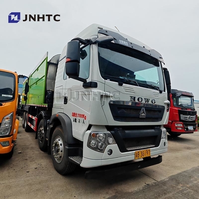 HOWO 8X4 350HP 12 Wheel Dump Truck Chassis With Synchronous Gravel Sealing Truck