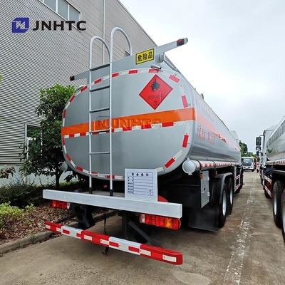 SINOTRUK HOWO Fuel Tank Truck 8X4 Drive Wheel Euro 3 Emission Standard Oil Tank Truck Tanker Truck