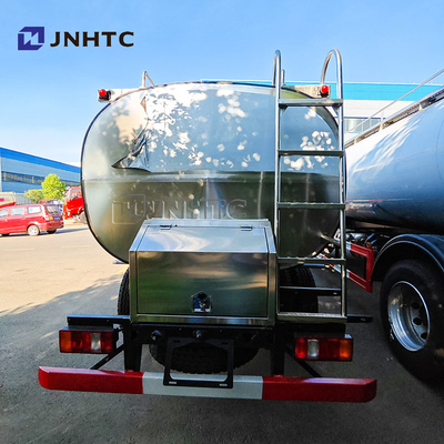 Sinotruk Howo 4x2 Light Fuel Oil Truck Tanker 4200 Liters Diesel Oil Fuel Tank Trucks