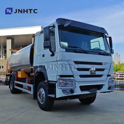 HOWO 4X2 340HP Intelligent Bitumen Spreader Asphalt Spraying Equipment Trucks