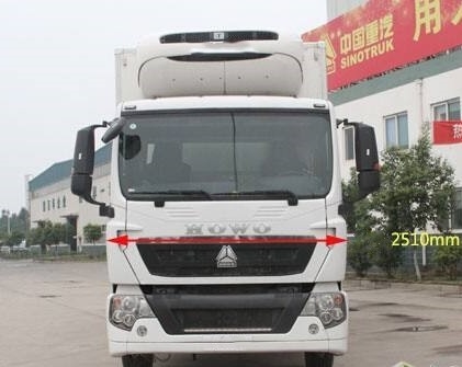20 Tons Load Heavy Cargo Truck SINOTRUK 6x4 HOWO Refrigerated Truck