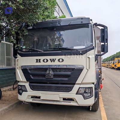 HOWO Road Sweeper Truck 4X2 Mounted Road Salt Spreader Snow Cleaning Truck