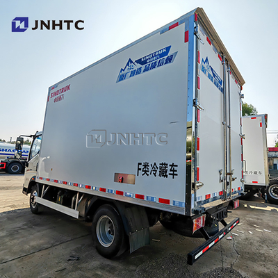 New HOWO Refrigerator Truck 4x2 Light Food Truck Refrigerator Trucks