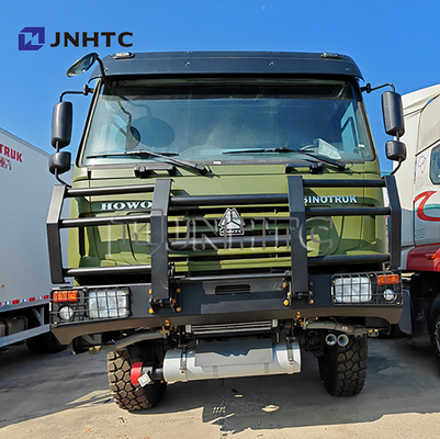 Howo Oil Tanker Trucks 4X4 All Wheel Drive Fuel Transport Fuel Tanker Trucks