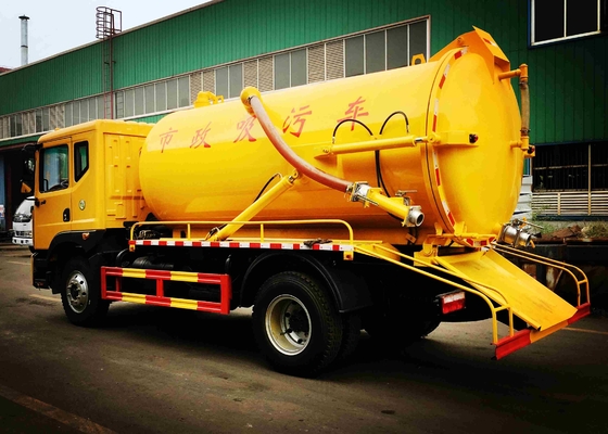 Yellow Color Diesel SINOTRUCK 6M3 Sewer Suction Truck HF7 Front Axles