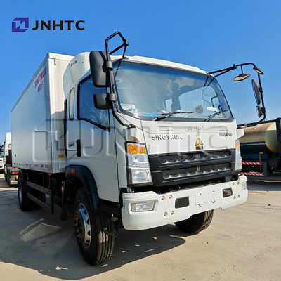 HOWO Refrigerator Truck 4x2 Light Food Truck Refrigerator Trucks Factory Latest