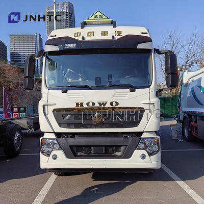 HOWO TX Explosive Dangerous Goods Transport And Delivery Truck For Sale