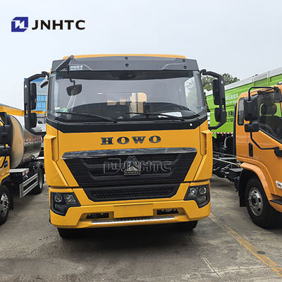 HOWO Road Construction Machinery Automatic Asphalt Distributor Bitumen Distributor Asphalt Spray Truck