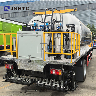 HOWO Road Construction Machinery Automatic Asphalt Distributor Bitumen Distributor Asphalt Spray Truck