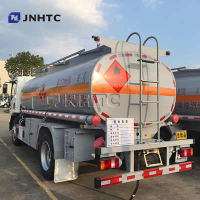 HOWO Fuel Tanker Truck 4X2 8cbm Light Duty Oil Tank Truck