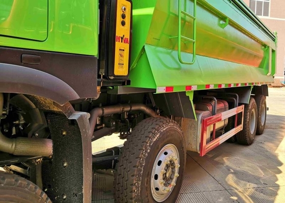 HYVA 191 Front Lifting Heavy Duty Dump Truck 10825 × 2496 × 3590 Mm Dimension
