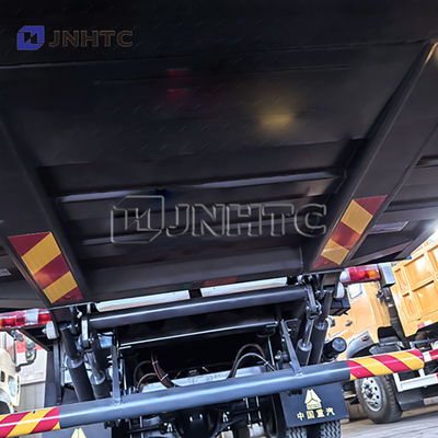 Sinotruk Howo 4X2 300 HP Euro II Right Drive Garbage Collector Compressed Truck Waste Collection Truck