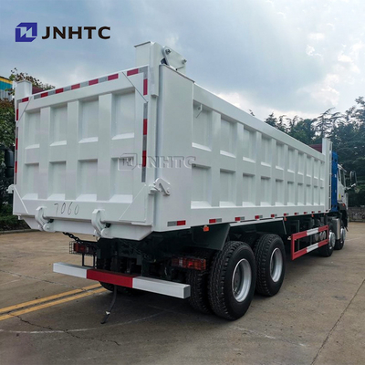 HOWO Nx LNG Dump Heavy Duty Mining Trucks 8X4 12 Wheels 25 Ton