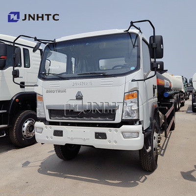 HOWO 4000 Liters 5000 Liters Fuel Tank Truck 5 Metric Ton Fuel Dispensing Trucks