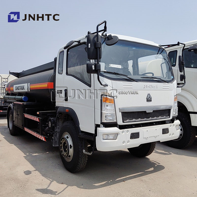 HOWO 4000 Liters 5000 Liters Fuel Tank Truck 5 Metric Ton Fuel Dispensing Trucks