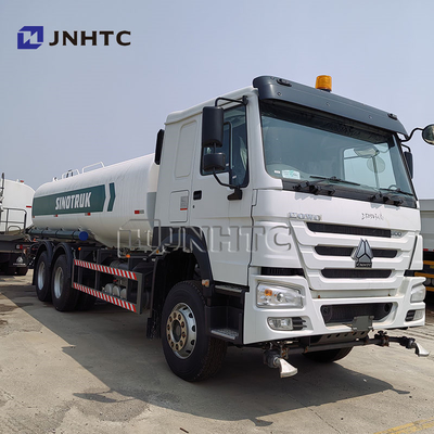 HOWO 6X4 300HP 10000L Watering Truck For Landscaping Road Moisture Retention