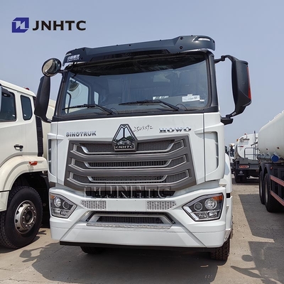 Howo NX Oil Tanker Trucks 6X4 380HP 30000 liters Flammable Liquid Transport Truck