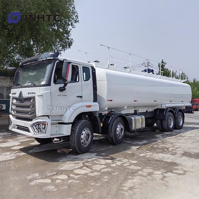 Howo NX Water Trnasporting Truck 8X4 380HP 12 Wheels From China Water Tank Truck