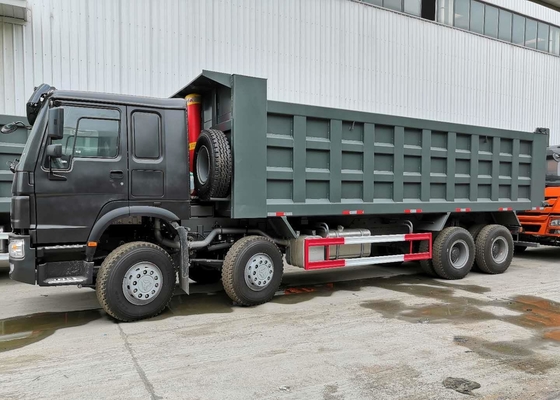 Heavy Equipment Dump Truck / Automatic Dump Truck Euro 2 Standard 30CBM