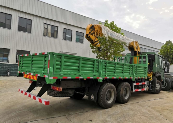 12T 6x4 Chassis Truck Mounted Boom Crane Of Sinotruk Howo7 Green Color