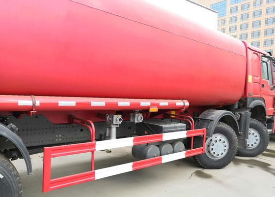 Potable Water Tanker Trucks / Bulk Powder Transport Euro II Standard 32 Tons Loading