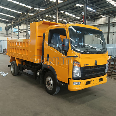 SINOTRUK HOWO 3-5 TON YN4102QBZL 116HP Euro2 Right Drive Light Dump Truck