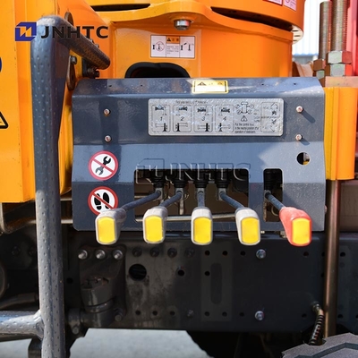 Howo TX Cargo Truck Mounted Crane 8x4 12ton To 20 Ton Straight Arm Crane  Truck