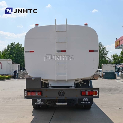Howo TX Sprinkling Water Tank Truck 371hp 8x4 Water Tank Truck