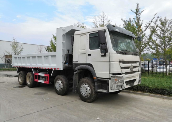 Heavy Duty 8 X 4 Tipper Truck Q345 Material , Loading 50 Ton Dump Truck