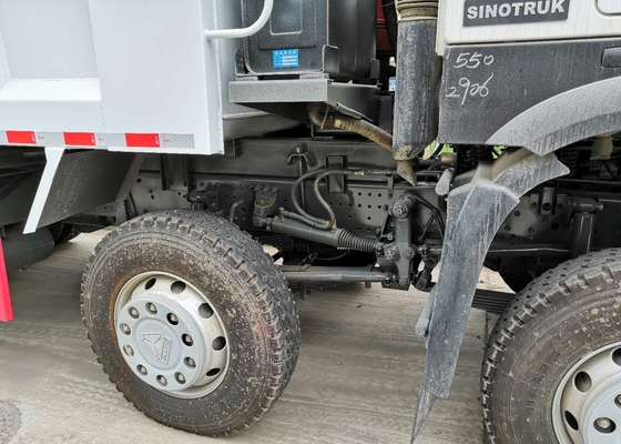 Heavy Duty 8 X 4 Tipper Truck Q345 Material , Loading 50 Ton Dump Truck