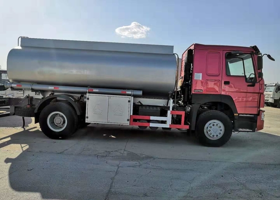 10 Tons 4 * 2 Light Duty Dump Truck , Diesel Fuel Delivery Truck With High Safety