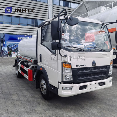 Light Sinotruk HOWO 4X2 5 Cbm Water Transport Vehicle Water Tanker Trucks