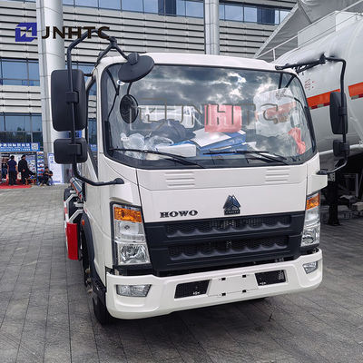 Light Sinotruk HOWO 4X2 5 Cbm Water Transport Vehicle Water Tanker Trucks
