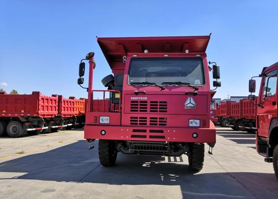 ZZ5707S3840AJ Sinotruk Mining Tipper Trucks Heavy Duty 75km / H Max Speed