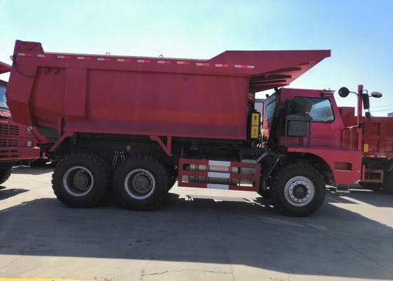 ZZ5707S3840AJ Sinotruk Mining Tipper Trucks Heavy Duty 75km / H Max Speed