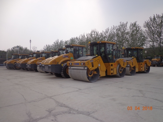 14T Drum Roller Compactor Road Maintenance Machinery With XCMG Axle XS143J 14T