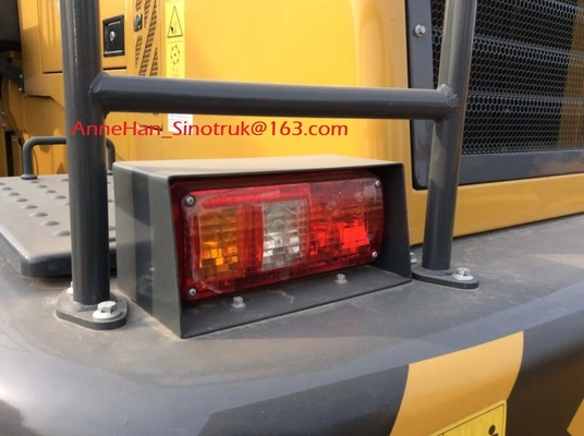 LW300KN XCMG Compact Wheel Loader 1.8 M³ Bucket And 10 T Operate Weight