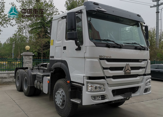 SINOTRUK Howo 6x4 Prime Mover Tractor Truck 371 and 420hp for Your Requests