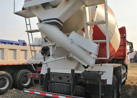 Big Horsepower Commercial Cement Mixer 6 X 4 Type Three Axle Eaton Motor