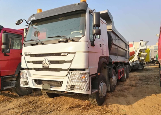 8x4 Driven 40 Ton Heavy Duty Dump Truck Howo 12 Wheel For 30 Cubic Cargo White Color