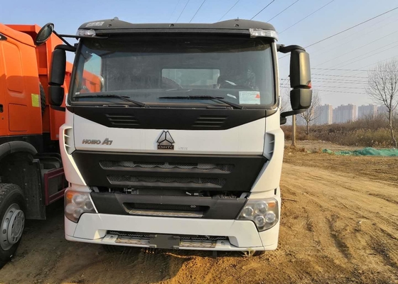 White Howo 6x4 Tipper Truck 3 Axle Dump Truck Heavy Duty 30 Tons Loading
