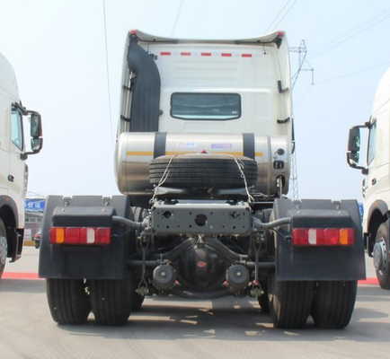 ISO CCC Sinotruk Howo 6x4 Tractor TRUCK 290HP For In Harsh Environments