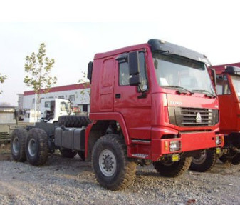 Sinotruk Off - Road Heavy Cargo Truck 6x6 All Wheel Drive ZZ1311M3861V 350hp