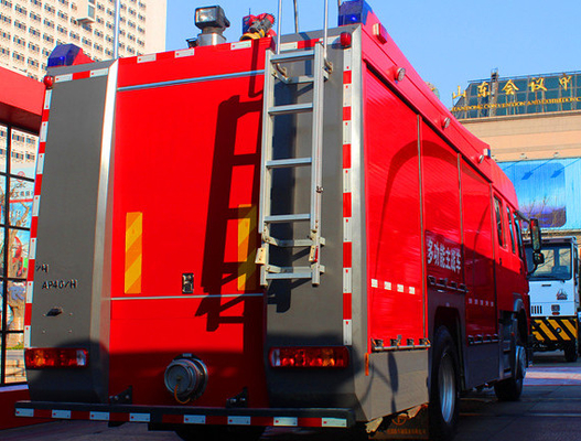 Rescue Fire Truck 4x2 251hp - 350hp SINOTRUK HOWO Fire Fighter Truck 6m3 Water Tank