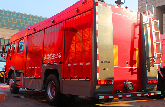 Rescue Fire Truck 4x2 251hp - 350hp SINOTRUK HOWO Fire Fighter Truck 6m3 Water Tank