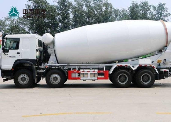 Durable SINOTRUK HOWO EURO 2 371HP Concrete Mixer Truck 8X4 10CBM 12CBM 12 Wheels