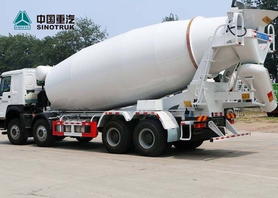 Durable SINOTRUK HOWO EURO 2 371HP Concrete Mixer Truck 8X4 10CBM 12CBM 12 Wheels