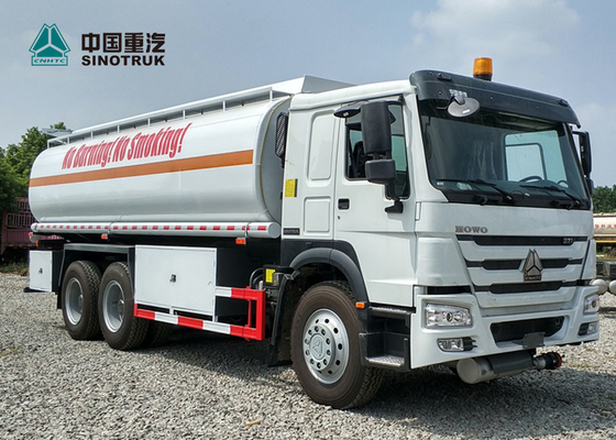 HOWO EURO 2 336 Fuel Tank Truck , Oil Tanker Truck 25CBM 20 Tons Payload
